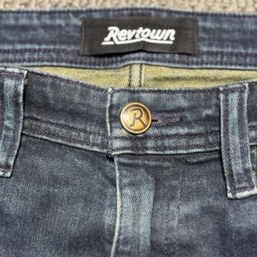 Revtown Mens Sharp Dark‎ Wash Straight Leg Denim Jeans 33x30 Stretch - Picture 4 of 10